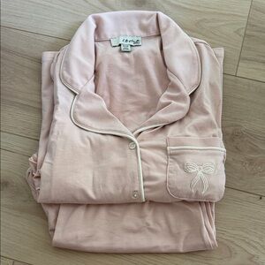 Pink bow Women's Pajama Set